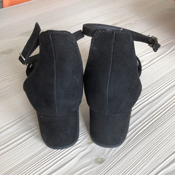 Suede Sandals size 7 - Picture 3 of 6